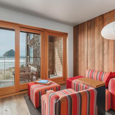 Headlands Coastal Lodge & Spa Pacific City Exterior photo