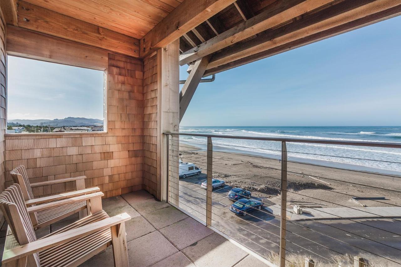Headlands Coastal Lodge & Spa Pacific City Exterior photo